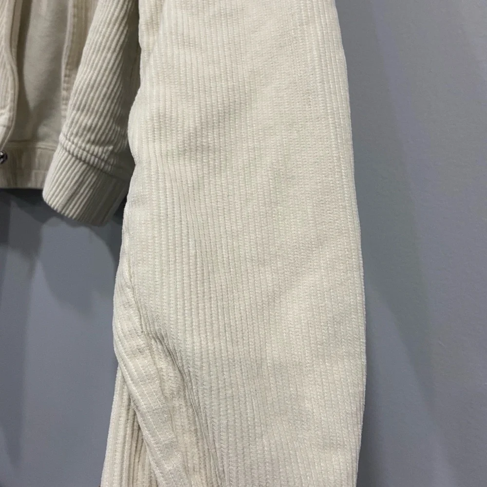 Hooded corduroy light zip up